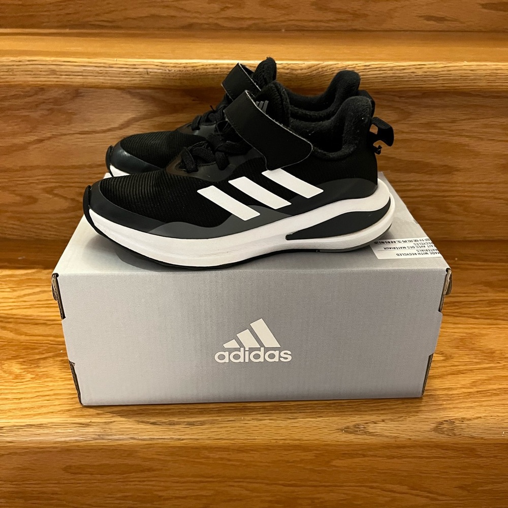 Adidas Forta Run Sneakers